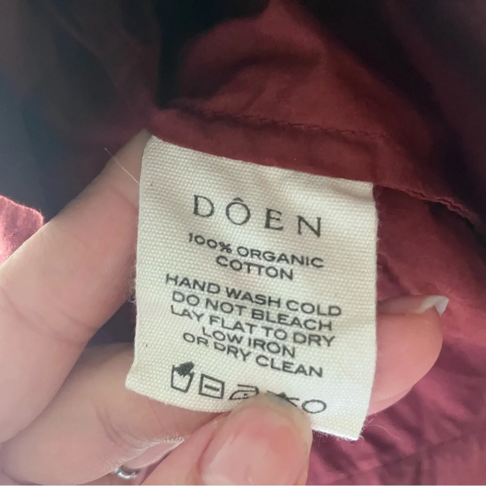 Doen Deep Red Ruffled Blouse - Picture 7 of 10